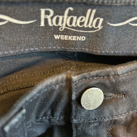 NWT Rafaella Weekend Comfort Stretch Black Capri Travel, Casual Slimming SZ 4 - Picture 7 of 8